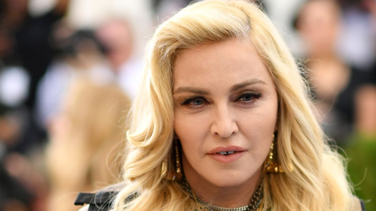 Madonna Kaliforniya'daki Evini Satışa Çıkardı