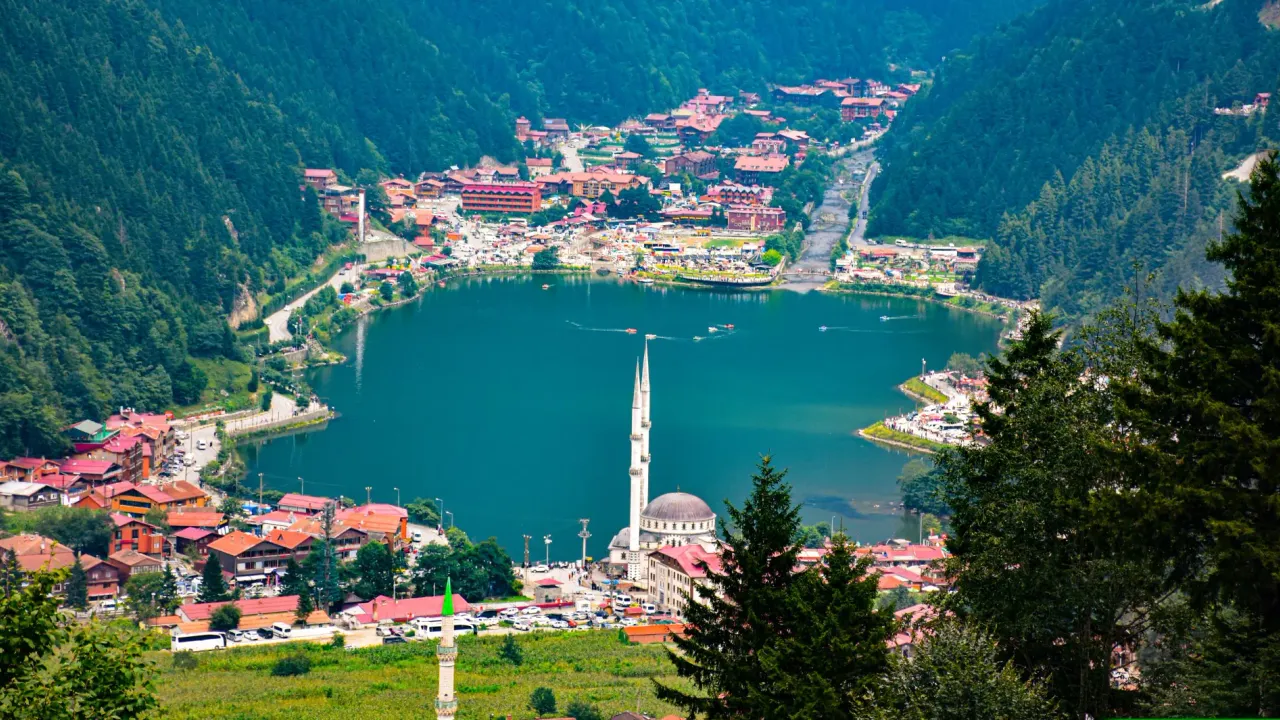 Trabzon Uzungöl'de Bungalov Evlerin Kirası Cep Yakıyor