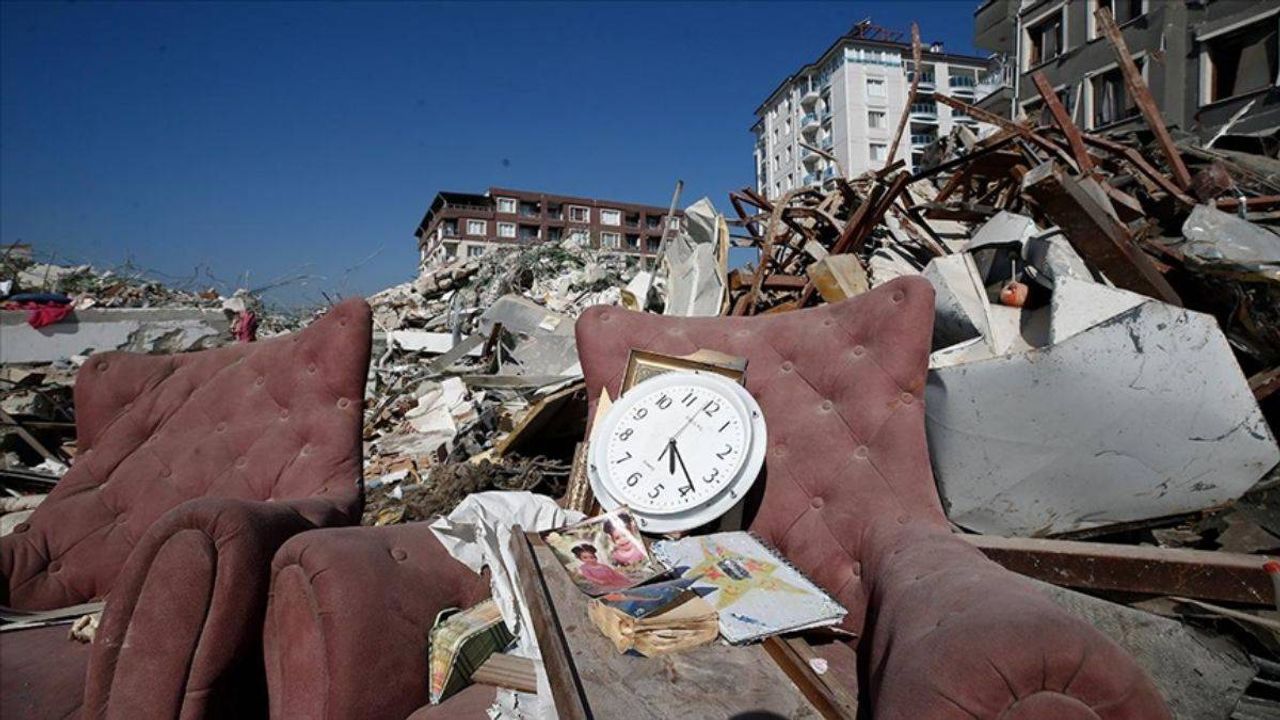 Depremde Zarar Gören Kiracı Ev Sahibinden Tazminat İsteyebilir!