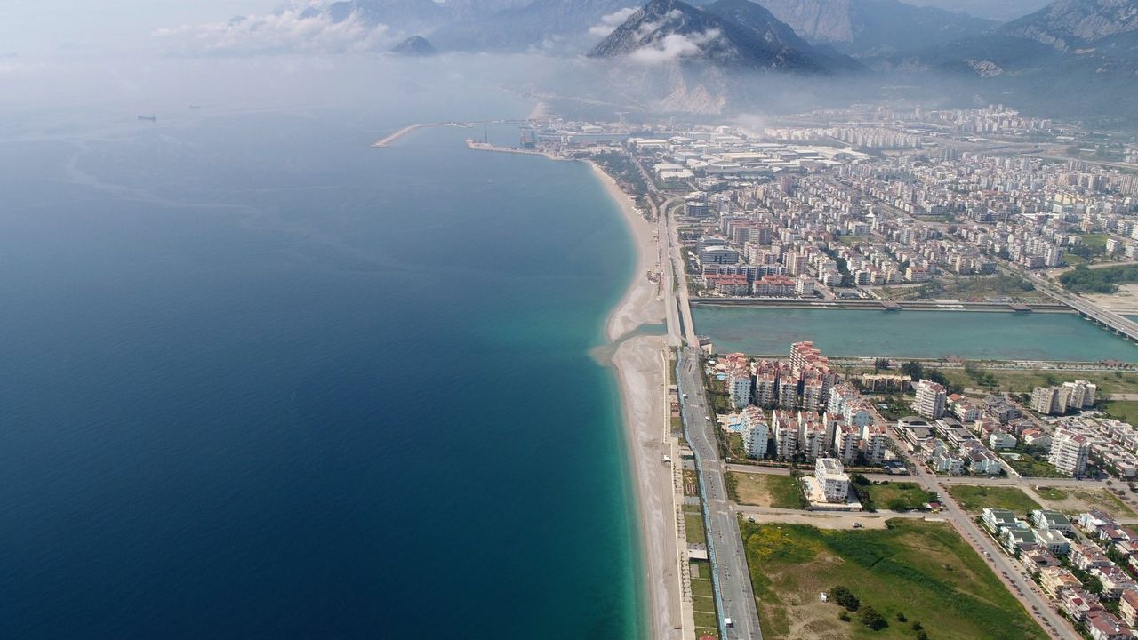 Antalya Konyaaltı'nda 409 Konut Arsası Satışa Çıkarıldı