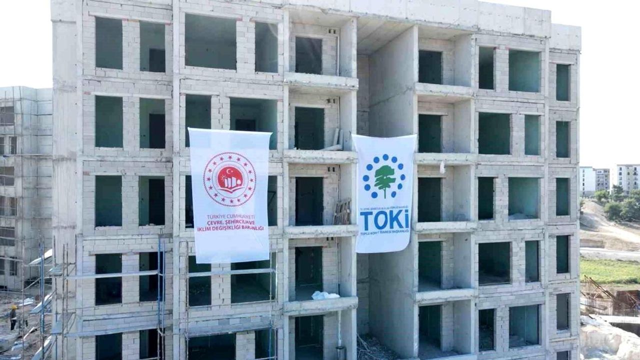 Adana'da 21 Bin Kalıcı Konut İnşa Edilecek