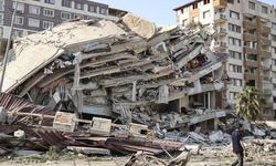 Depremde Yıkılan Evlerin Kredileri Nasıl Ödenecek?