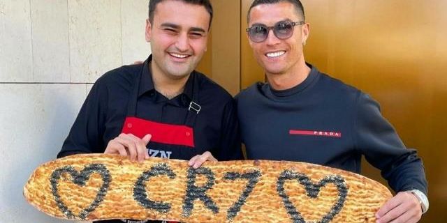 CZN Burak ve Cristiano Ronaldo Ortak Oldu